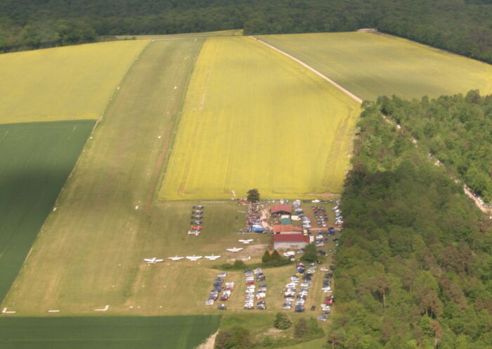 Aéroclub du Barsuraubois.jpg Aéroclub du Barsuraubois