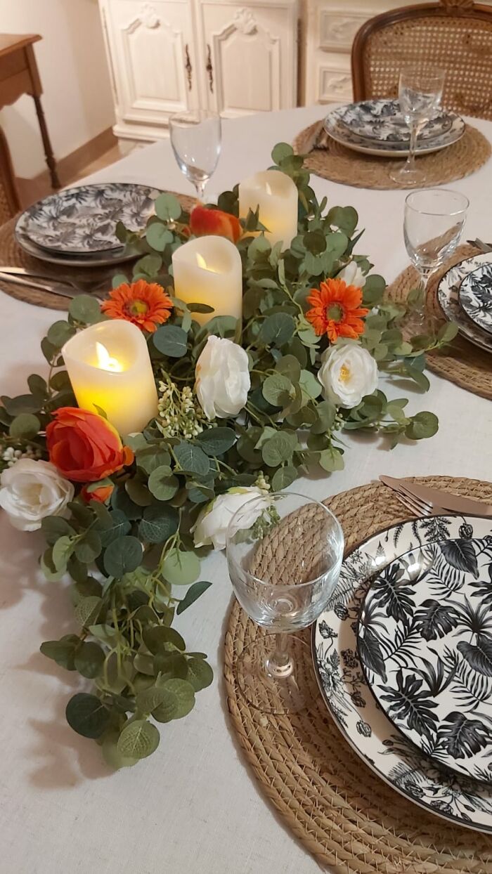Fleurs table.jpg © Marianne BURY