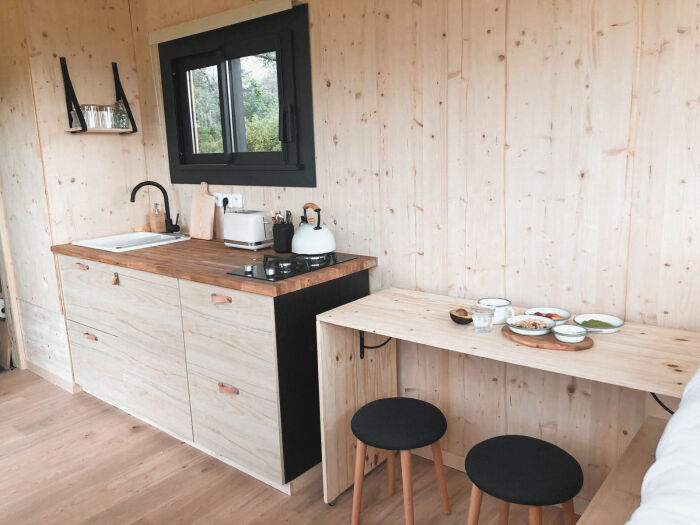 Tiny House au Domaine Alexandre Bonnet.jpg Tiny House au Domaine Alexandre Bonnet
