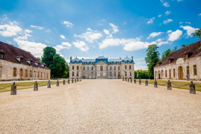 Château de Vaux.jpg Château de Vaux.jpg