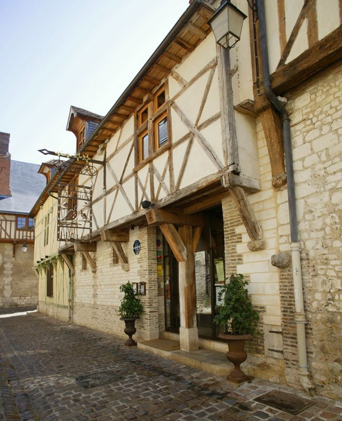 Rue Linard Gonthier - Champ des Oiseaux.jpg ©Daniel Le Névé