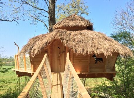 Cabane Au fil de l’eau.jpg Les cabanes au bois d'Orient