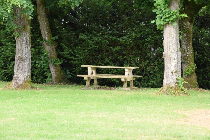 Table de pique-nique.JPG OTOA