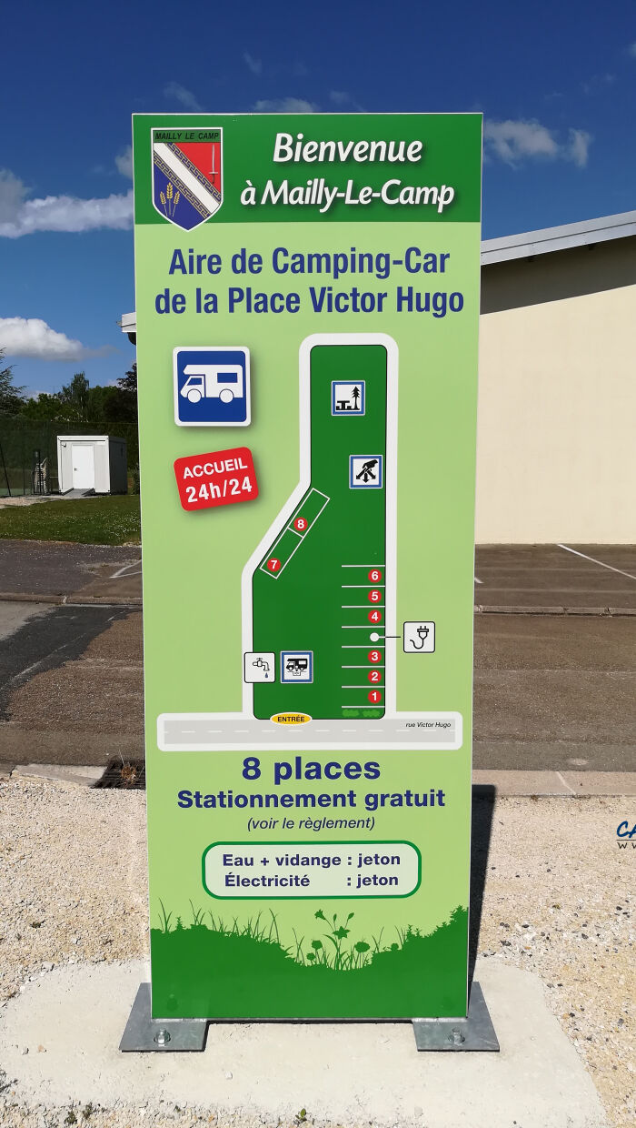 Aire de camping-car de Mailly-le-Camp 2 - Crédit Mairie Mailly le Camp.jpg Mairie Mailly le Camp