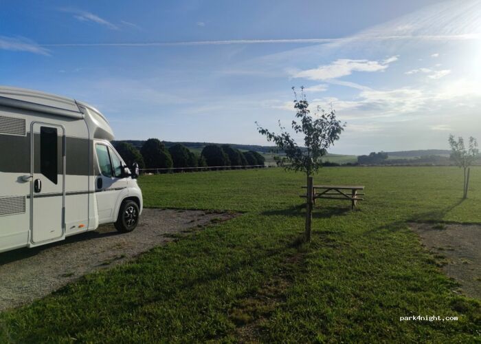 aire de camping-car Champignol-lez-Mondeville.jpg Park4night