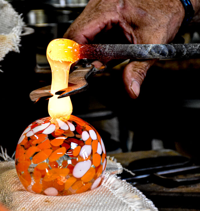Musée du cristal de Bayel et son atelier du verre.jpg OT Côte des Bar / Amélie Girou