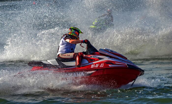 jet-ski-2781104_1920.jpg ©Pixabay