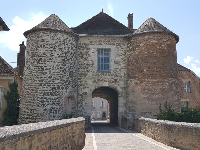 Porte Saint Nicolas. CP Ambre Cnudde (2).jpg