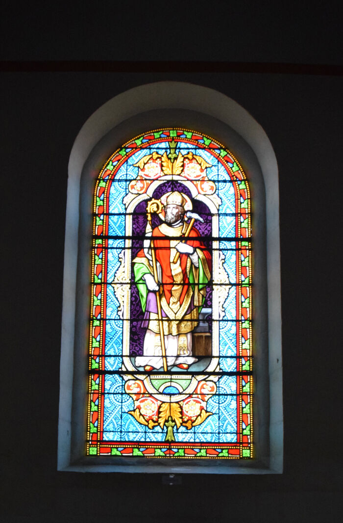 Eglise Pâlis CP Tabéa posteaux (17).JPG Tabéa posteaux