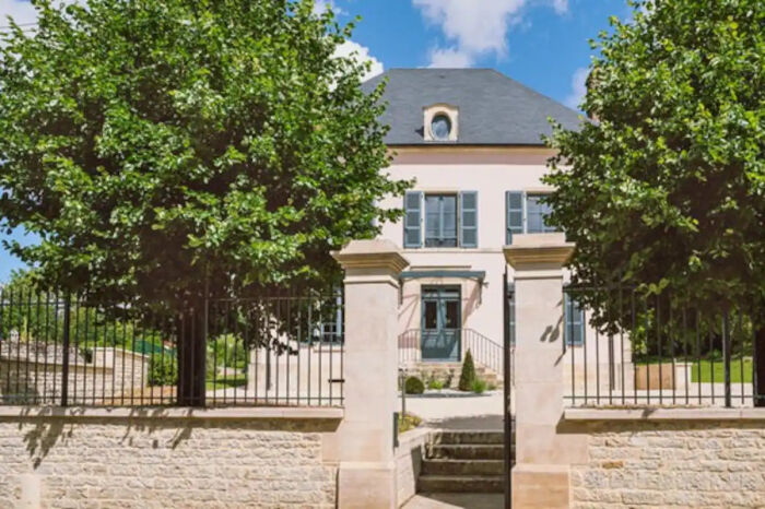 Villa-Eulalie.jpg Villa-Eulalie