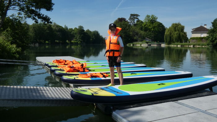 SUP au ponton.JPG Cercle Aviron Nogentais