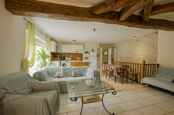 Chez Georges.jpg Chez Georges