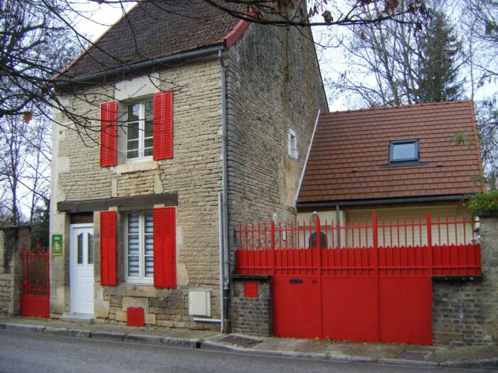 La Maison de Céline.jpg La Maison de Céline