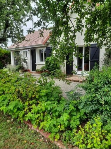 Petite maison dans la verdure.jpg Petite maison dans la verdure