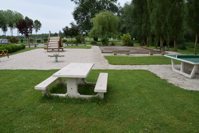 Table de pique-nique.JPG OTOA