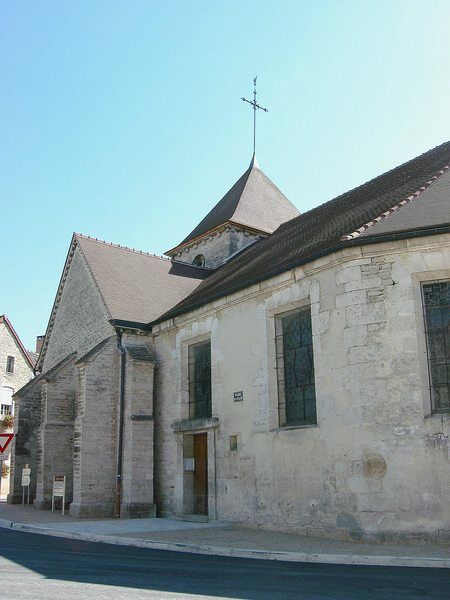 Eglise de la Nativité de la Sainte-Vierge.jpg Eglise de la Nativité de la Sainte-Vierge - Neuville-sur-Seine