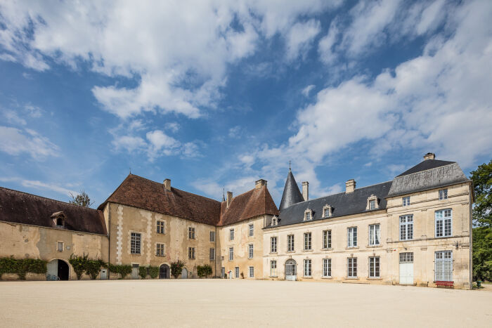 Château de Taisne.jpg Château de Taisne