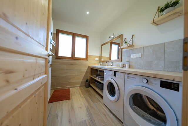 Les petites maisons en bois 2 ©Julie Bollaert