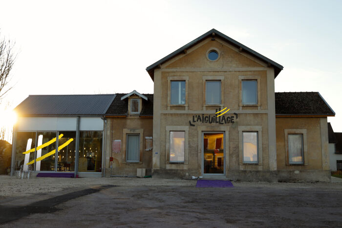 L'Aiguillage.jpg L'Aiguillage