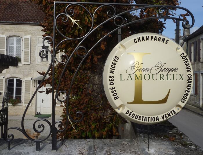 Champagne Jean-Jacques Lamoureux.jpg Champagne Jean-Jacques Lamoureux
