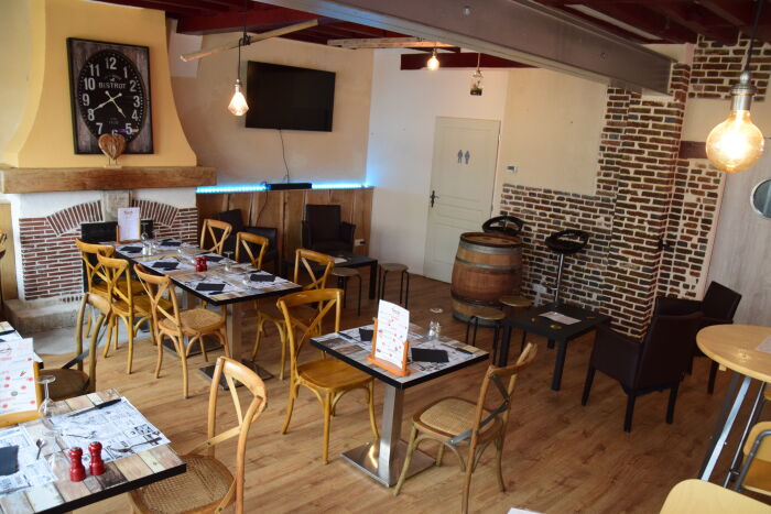 Chez Holly - CP B Collombet B Collombet