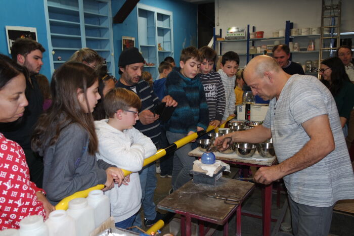 Musée du cristal de Bayel et son atelier du verre.jpg Musée du cristal de Bayel et son atelier du verre