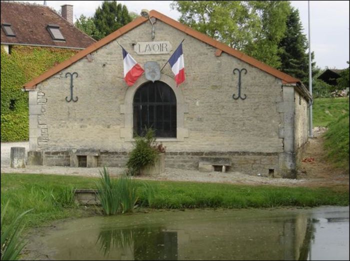 Lagesse 1.jpg mairie de lagesse