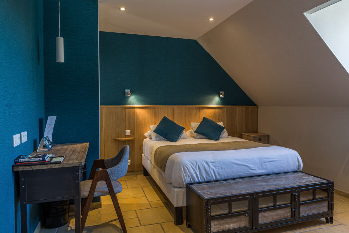 20190723-0107-HDR.jpg Aux Maisons