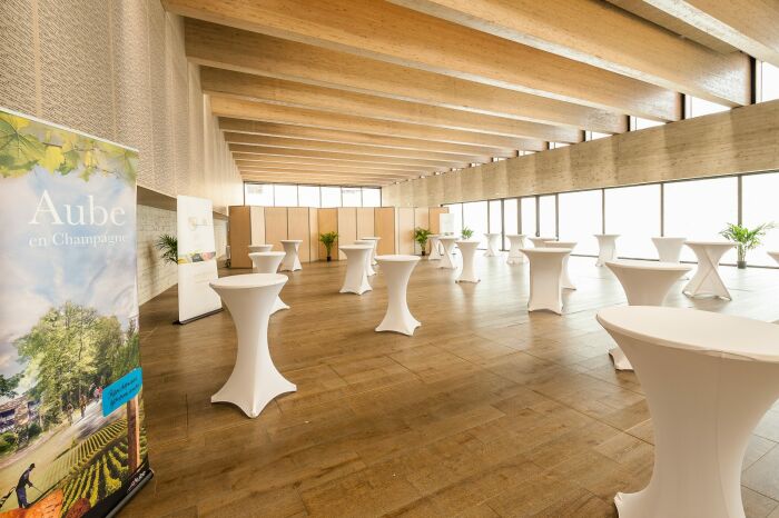Espace Champagne.jpg Centre de Congrès