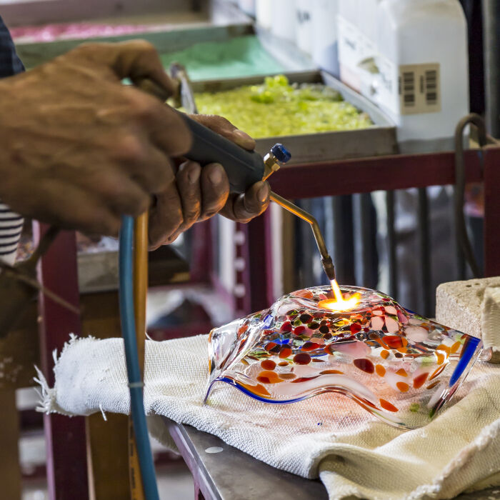 Musée du cristal de Bayel et son atelier du verre.jpg Musée du cristal de Bayel et son atelier du verre