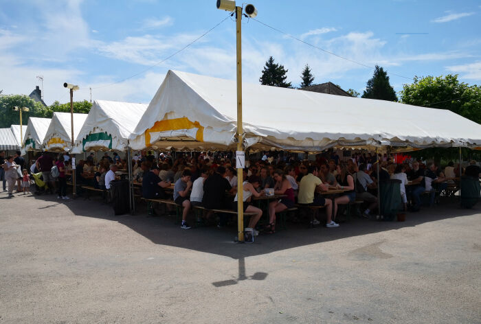 Foire aux vins. CP Laetitia OUDIN.jpg Foire aux vins. CP Laetitia OUDIN.jpg