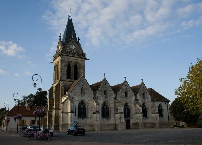 1024px-Lusigny-sur-Barse_église © Mairie de Lusigny sur Barse.jpg © Mairie de Lusigny sur Barse