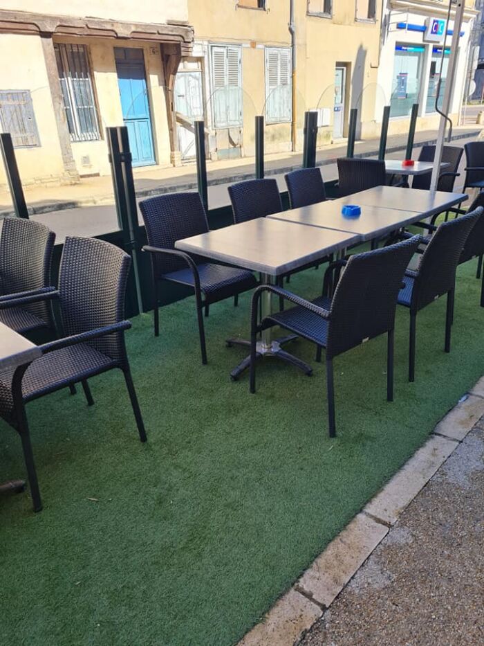 La Taverne.jpg La Taverne