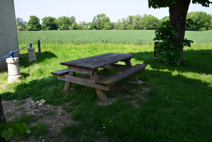 Table de pique-nique.JPG OTOA