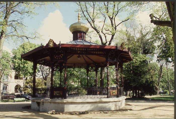 kiosque mus horiz.jpg ©TLCT