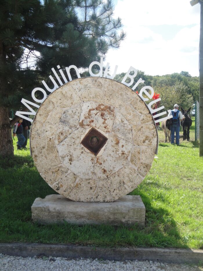 Moulin du breuil 1.JPG Moulin du Breuil