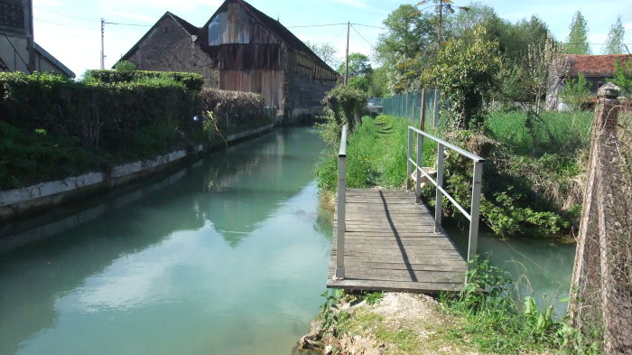 Chaource - au fil de l'armance.jpg