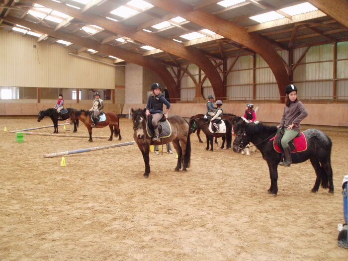 P1010067.JPG Ferme équestre de Lagesse