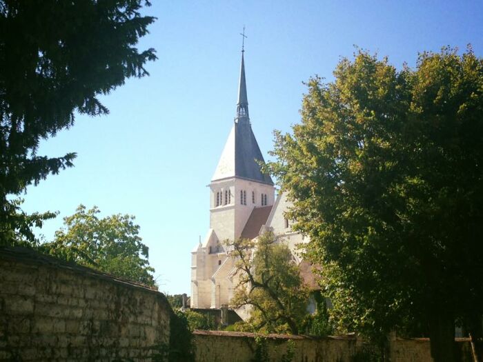 Collégiale Saint-Pierre-es-Liens.jpg Collégiale Saint-Pierre-es-Liens - Mussy-sur-Seine