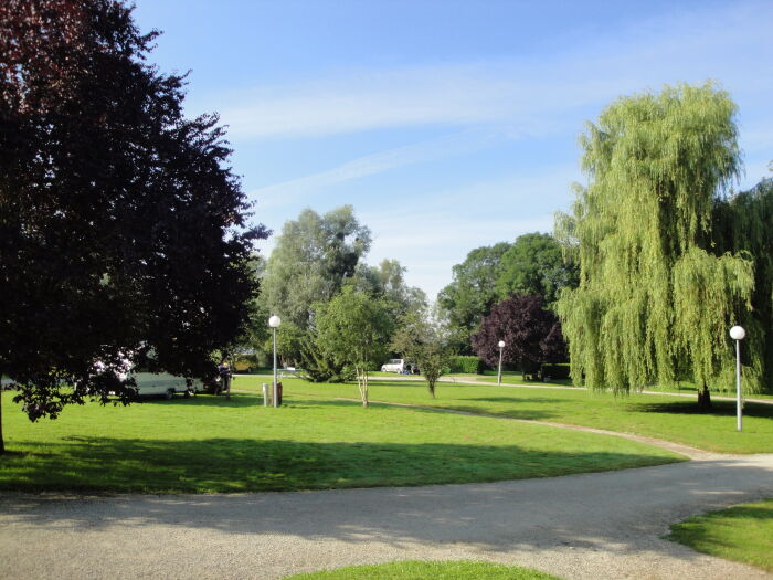 Camping Les Mottes Ervy-le-Châtel.JPG Camping Les Mottes