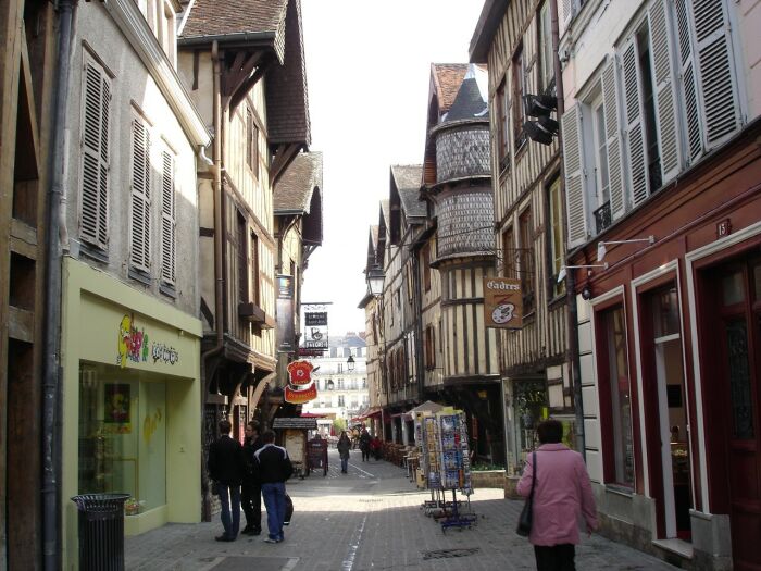DSC04351.JPG Rue Champeaux