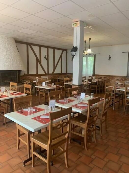 salle auberge de la plaine (1).jpg Auberge de la Plaine