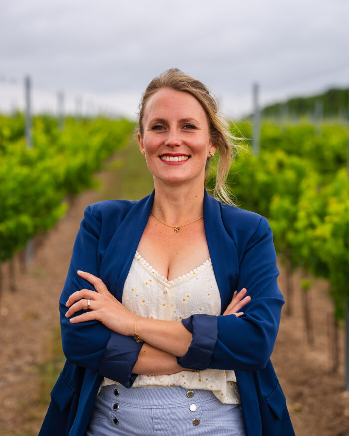 Amandine COLLOT.jpg Domaine D'Apronie