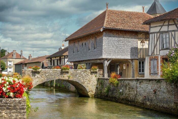 Soulaines-Dhuys audioguides (1).jpg Studio OG