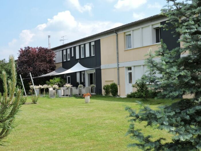 Hôtel Air Lane Aérodrome Brienne-le-Château Grands lacs de champagne (2).jpg Hôtel Air Lane