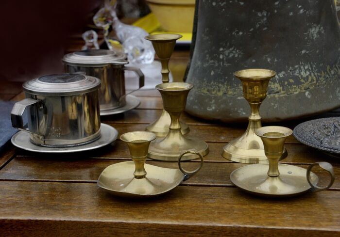 candle-holders-3359412_1280.jpg Pixabay