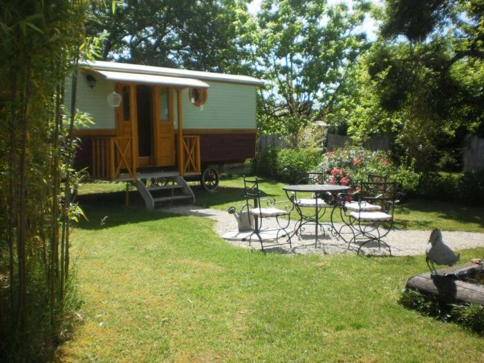 Roulotte la Badèle Lac du Temple Lac Amance (6).jpg Gites de France Aube - Frédérique HUTPIN