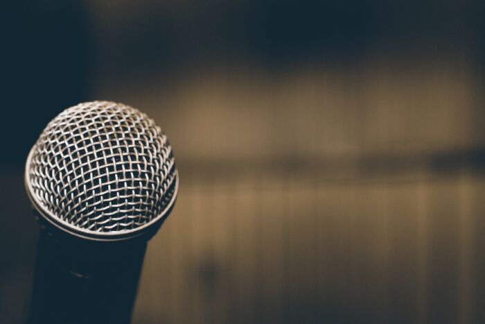 chant.jpg pixabay