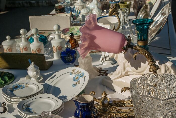 flea-market-1883689_1280.jpg © jackmac34 - Pixabay