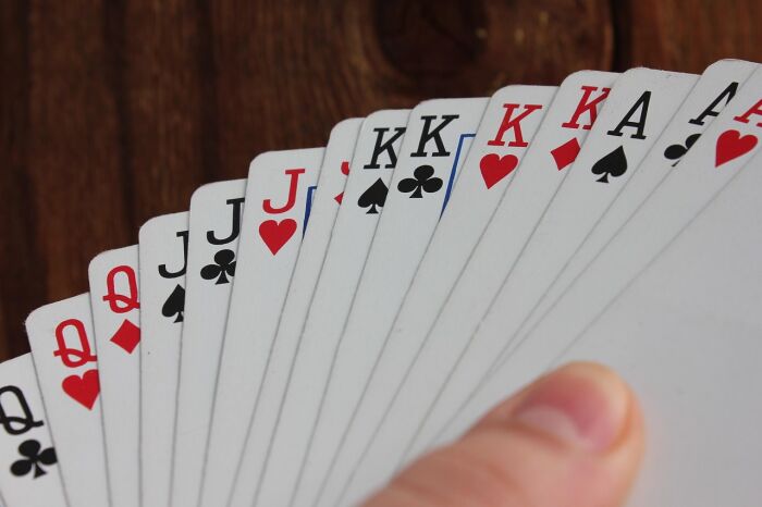 cards-8632027_1280.jpg Pixabay